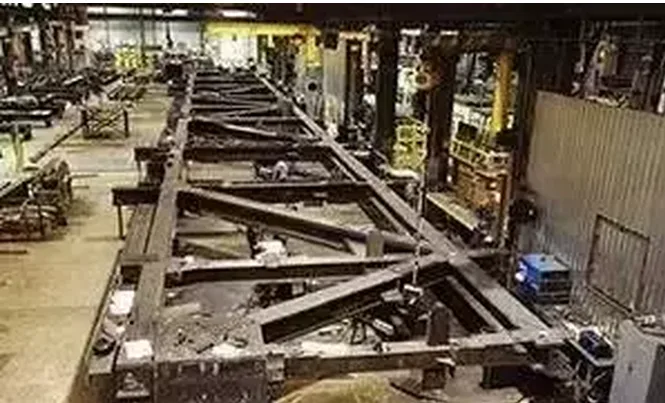 See how the 977 foot World Trade Center in the United States rises from the ground