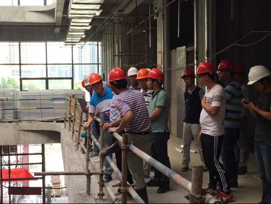 Case Study of BIM Application in Donghai New Crystal City Project