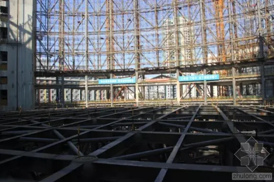 How was the Wuhan Wanda runway built using BIM 'Red Lantern'