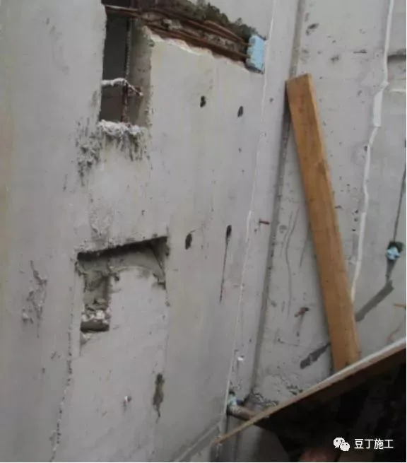Concrete pouring issue in prefabricated buildings