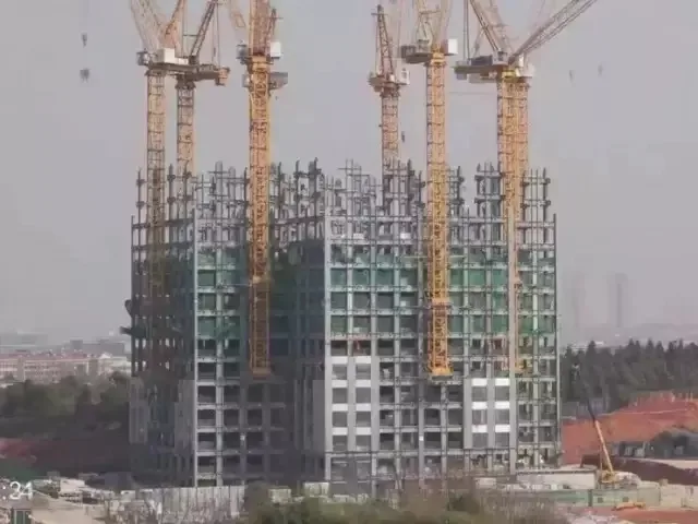 Prefabricated | Superb Chinese speed, 57 story skyscraper completed in 19 days! Shocking the world!