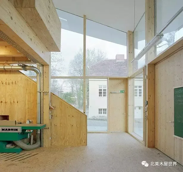 Prefabricated | Berlin Barn: A Low Cost Wooden Structure Building with Superb Tone