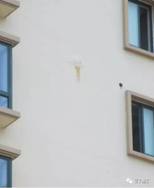Leakage caused by screw holes
