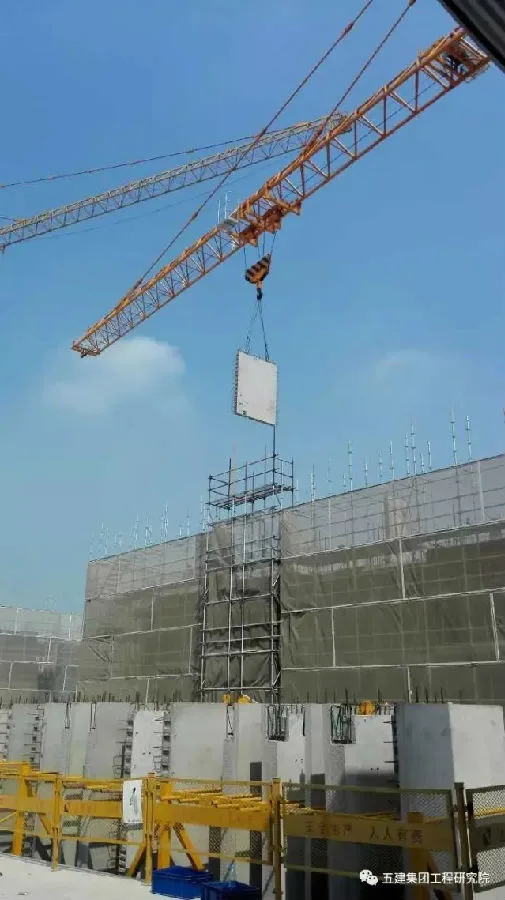 Prefabricated | Case | Prefabrication rate of 45% sandwich insulation prefabricated residential construction started hoisting - Shanghai Baoshan Gu Village N12-1101 Unit 06-01 plot project