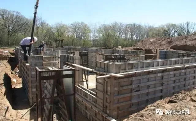 Prefabricated | Building wooden houses in rural areas of the United States with first-class insulation and seismic resistance rods. How much salary can this technology earn in China?
