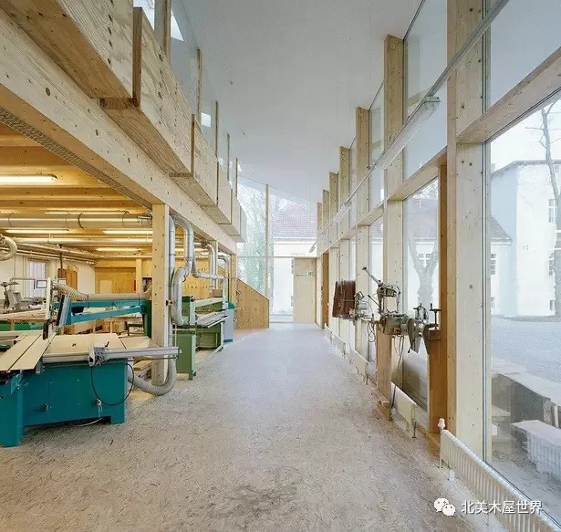 Prefabricated | Berlin Barn: A Low Cost Wooden Structure Building with Superb Tone