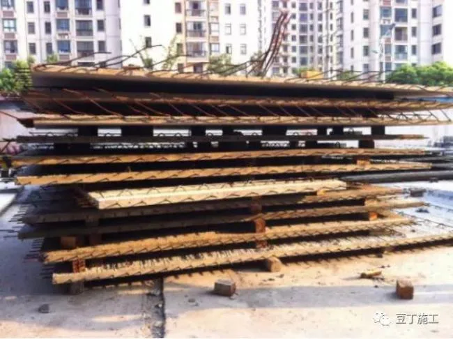 Laminated panels damaged by stacking