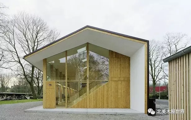 Prefabricated | Berlin Barn: A Low Cost Wooden Structure Building with Superb Tone