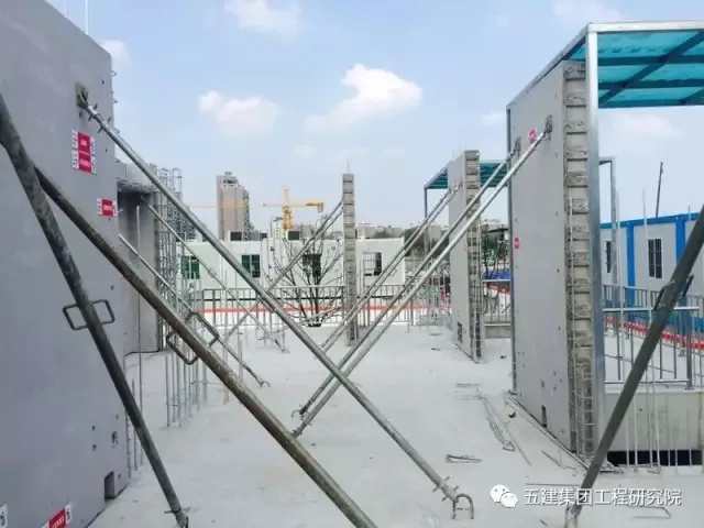 Prefabricated | Case | Prefabrication rate of 45% sandwich insulation prefabricated residential construction started hoisting - Shanghai Baoshan Gu Village N12-1101 Unit 06-01 plot project