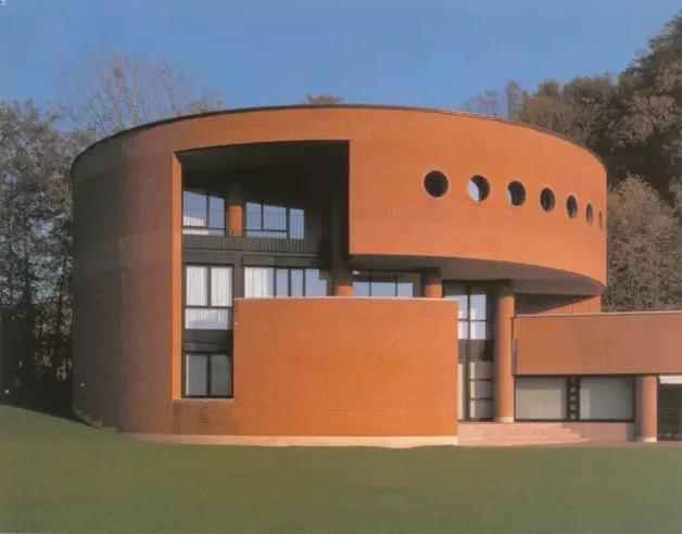 The Modern History of Prefabricated Brick Architecture: The Road to Reversal