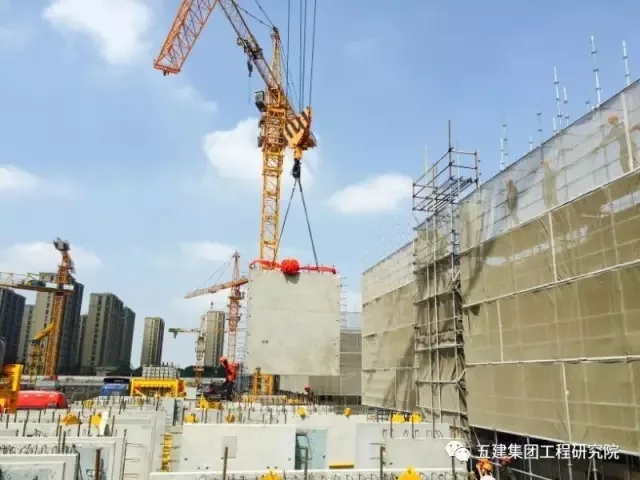 Prefabricated | Case | Prefabrication rate of 45% sandwich insulation prefabricated residential construction started hoisting - Shanghai Baoshan Gu Village N12-1101 Unit 06-01 plot project