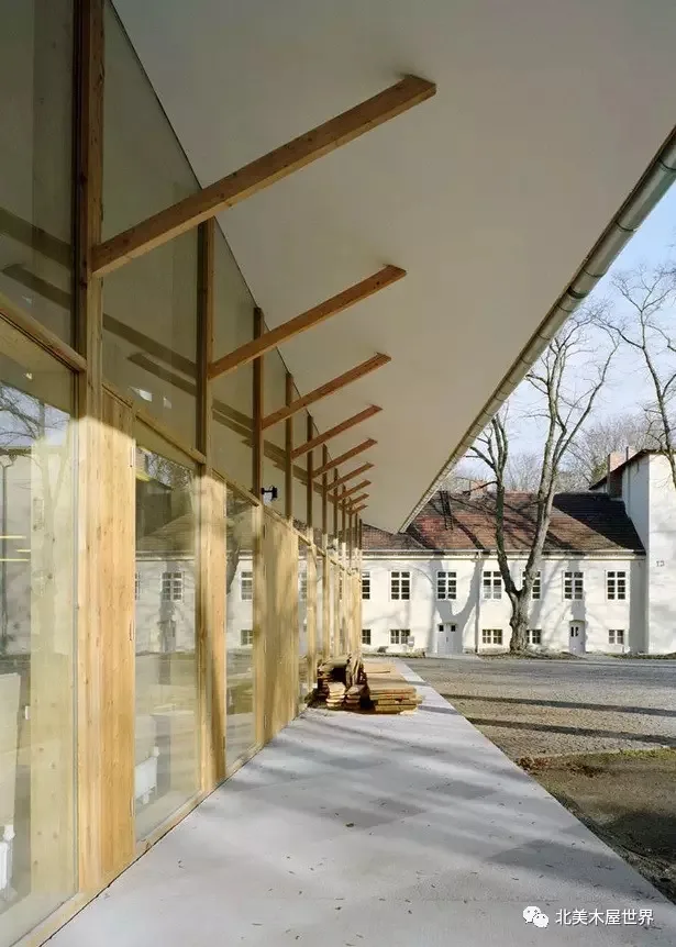 Prefabricated | Berlin Barn: A Low Cost Wooden Structure Building with Superb Tone