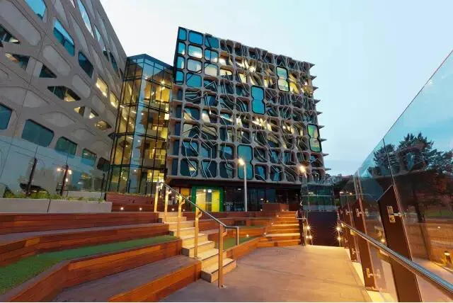 Prefabricated | Another Look at the University of Tasmania School of Medicine