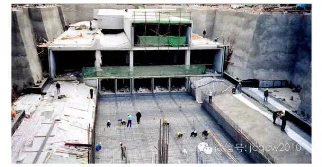Prefabricated construction technology for urban comprehensive pipe gallery