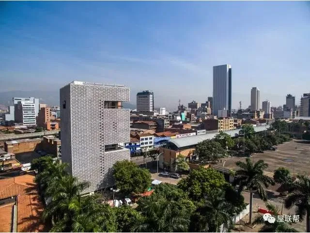 Prefabricated | How to Design 'Breathable Buildings': A Sustainable Case Study - EDU Headquarters in Colombia