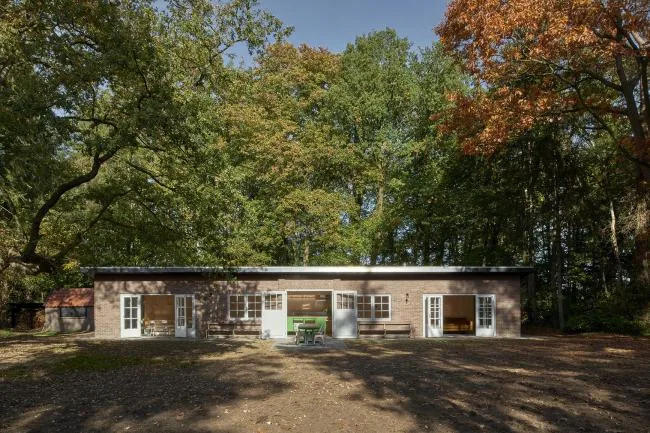 BIM Architecture | Dutch Jungle Vacation Home/Eek en Dekkers