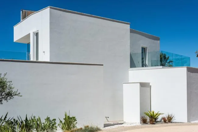 BIM Architecture | Natural Organic, Pure White Mediterranean Room/STUDIOARTE Architects
