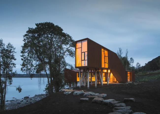 BIM Architecture | Lightly touching the lake, standing against the wind in the excluded exhibition hall/Aguilo+Pedraza