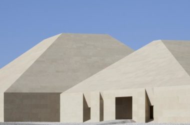 Son of Dunes: Designing the Dunhuang Tourism Hub | Zhu Xiaodi Studio & BIAD-BIM WORLD