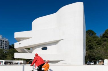 BIM Architecture: Layered Interwoven Finger Slopes Exploring Rhythmic Variations by Alvaro Siza Architects-BIM WORLD