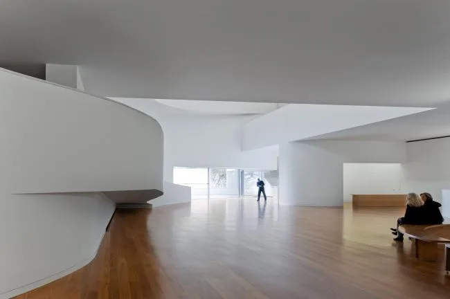 BIM Architecture | Layered Interwoven Finger Slopes, Pursuing Variations in a Regular Order/Alvaro Siza Architects