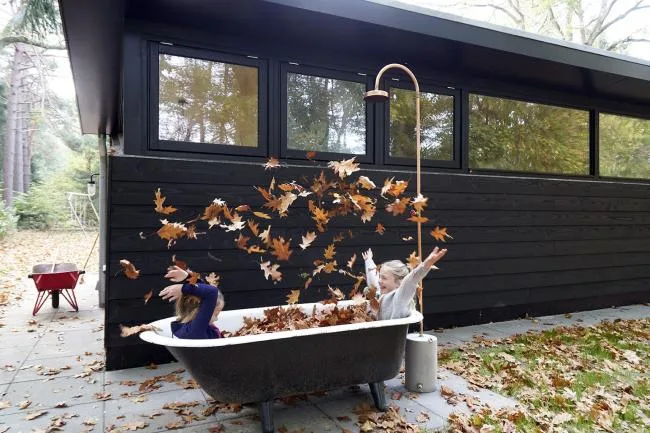 BIM Architecture | Dutch Jungle Vacation Home/Eek en Dekkers
