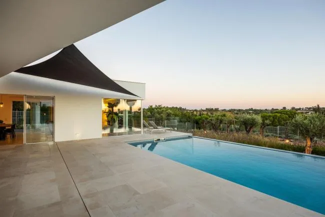 BIM Architecture | Natural Organic, Pure White Mediterranean Room/STUDIOARTE Architects