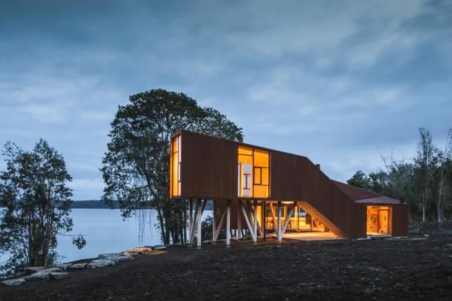 BIM Architecture | Lightly touching the lake, standing against the wind in the excluded exhibition hall/Aguilo+Pedraza