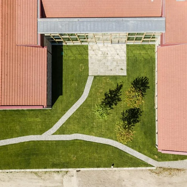 BIM Architecture | From Wine Cellar to Office: Sede Polopique Headquarters/Filipa Guimarães