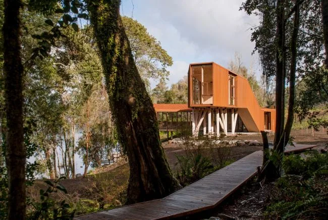 BIM Architecture | Lightly touching the lake, standing against the wind in the excluded exhibition hall/Aguilo+Pedraza