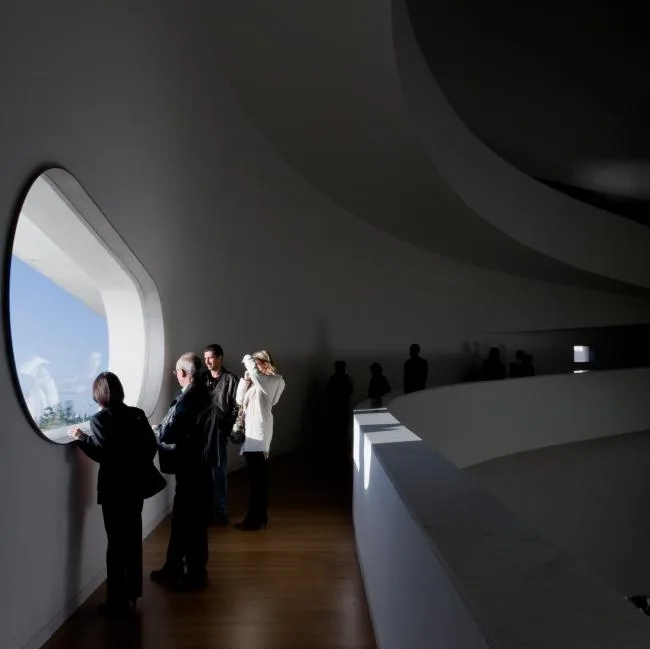 BIM Architecture | Layered Interwoven Finger Slopes, Pursuing Variations in a Regular Order/Alvaro Siza Architects