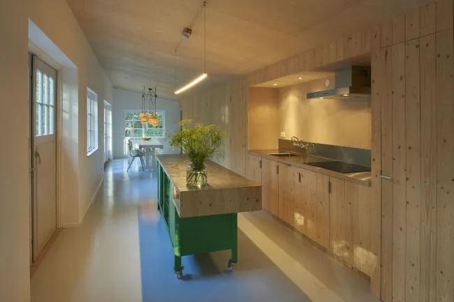 BIM Architecture | Dutch Jungle Vacation Home/Eek en Dekkers