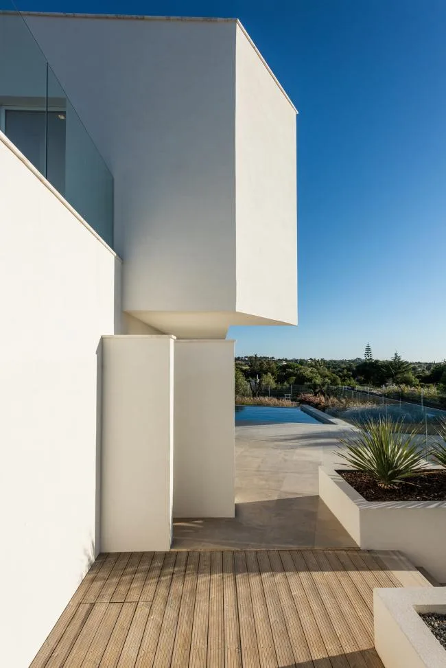 BIM Architecture | Natural Organic, Pure White Mediterranean Room/STUDIOARTE Architects