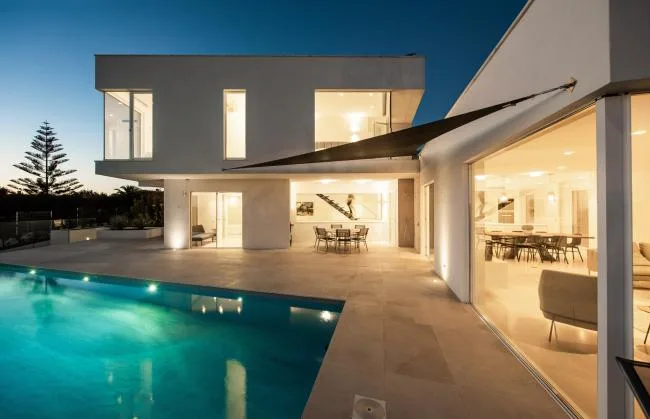 BIM Architecture | Natural Organic, Pure White Mediterranean Room/STUDIOARTE Architects