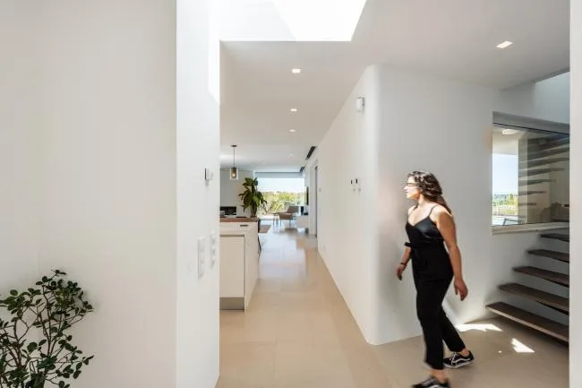 BIM Architecture | Natural Organic, Pure White Mediterranean Room/STUDIOARTE Architects