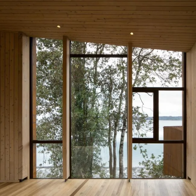 BIM Architecture | Lightly touching the lake, standing against the wind in the excluded exhibition hall/Aguilo+Pedraza