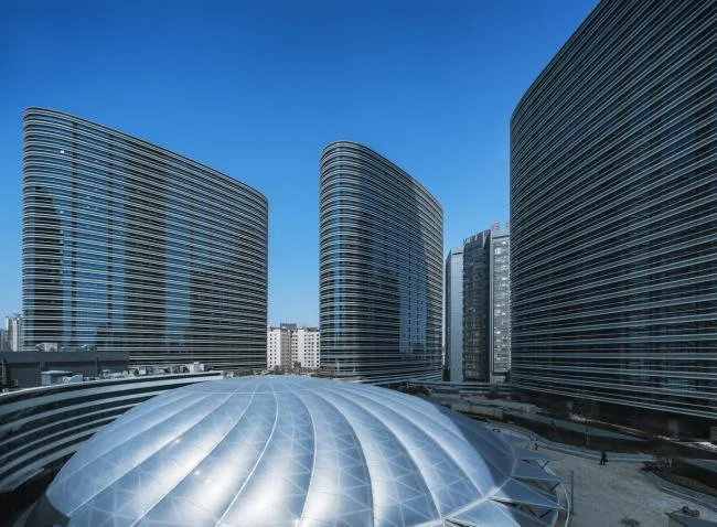 BIM Architecture | Curved Surrounding Shifting Volumes - Yunjing Pengcheng, Xuzhou Suning Plaza/CCDI Sidi International