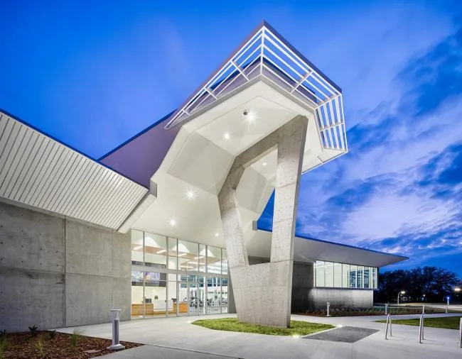 BIM Architecture | Like Phoenix Nirvana: Florida Tech Year and Night School Student Career Movement in the Middle/Straughn Trout Firm