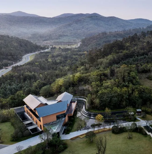BIM Architecture | Renheng Nanjing Phoenix Mountain Residence Hot Spring Club/Shanghai Zhongfang Architectural Design
