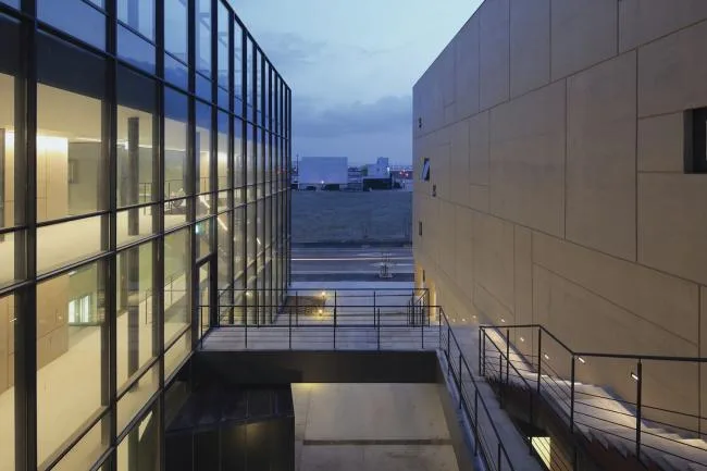 BIM Architecture | Sports Rich and Diverse Film Town: Poju Building/Lulu Studio of Korean Ming Film Company