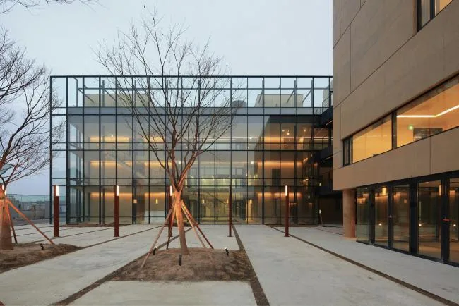 BIM Architecture | Sports Rich and Diverse Film Town: Poju Building/Lulu Studio of Korean Ming Film Company