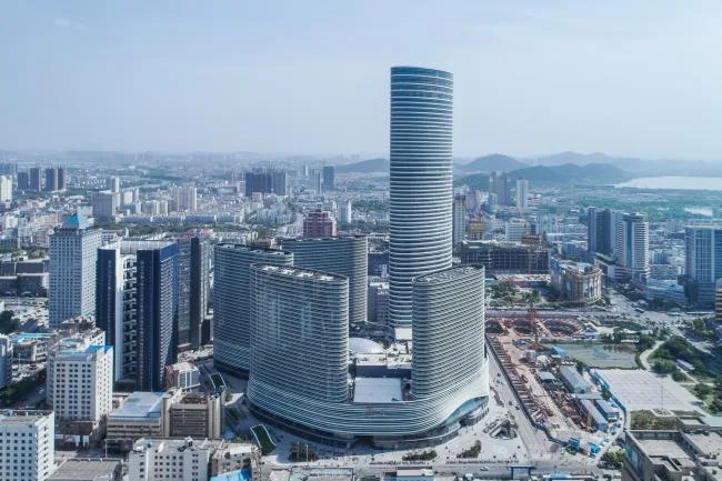 BIM Architecture | Curved Surrounding Shifting Volumes - Yunjing Pengcheng, Xuzhou Suning Plaza/CCDI Sidi International