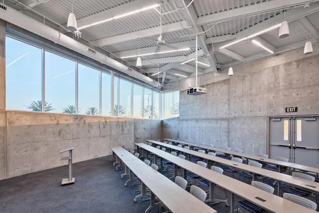 BIM Architecture | Like Phoenix Nirvana: Florida Tech Year and Night School Student Career Movement in the Middle/Straughn Trout Firm