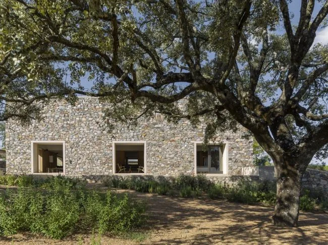 BIM Architecture | Cautious and Flexible: Caseres Stone Room/Tu ñó n Arquitectos