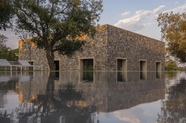 BIM Architecture | Cautious and Flexible: Caseres Stone Room/Tu ñó n Arquitectos