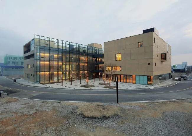 BIM Architecture | Sports Rich and Diverse Film Town: Poju Building/Lulu Studio of Korean Ming Film Company
