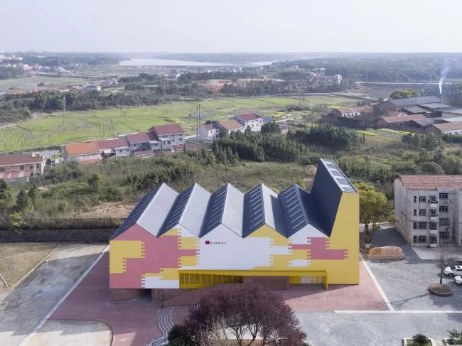 BIM Architecture | Yueyang County Third Middle School Wind and Rain Playground and Lecture Hall/SUP Simple Architecture Studio