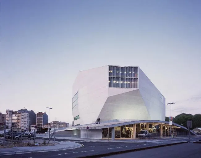 BIM Architecture | Classic White Concrete Hollow Concert Hall: Porto Cultural Theatre/OMA