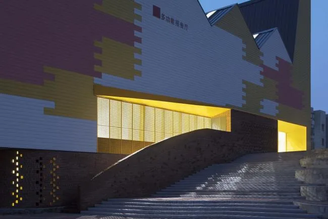 BIM Architecture | Yueyang County Third Middle School Wind and Rain Playground and Lecture Hall/SUP Simple Architecture Studio
