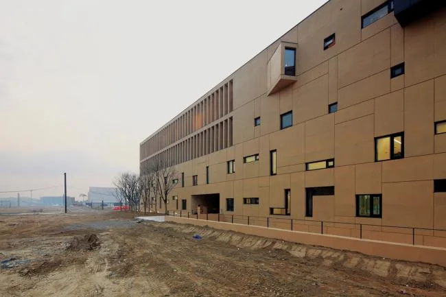 BIM Architecture | Sports Rich and Diverse Film Town: Poju Building/Lulu Studio of Korean Ming Film Company